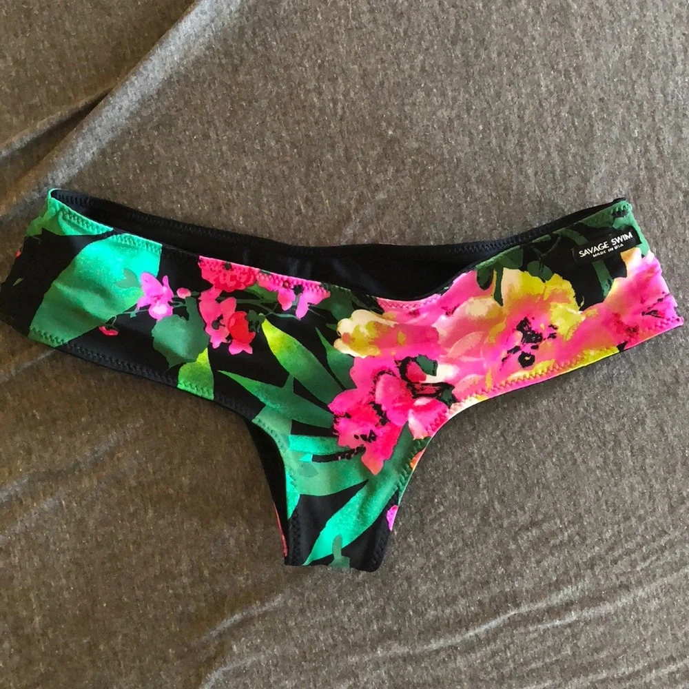 Savage Swim - Black and Green - Picture 2 of 4